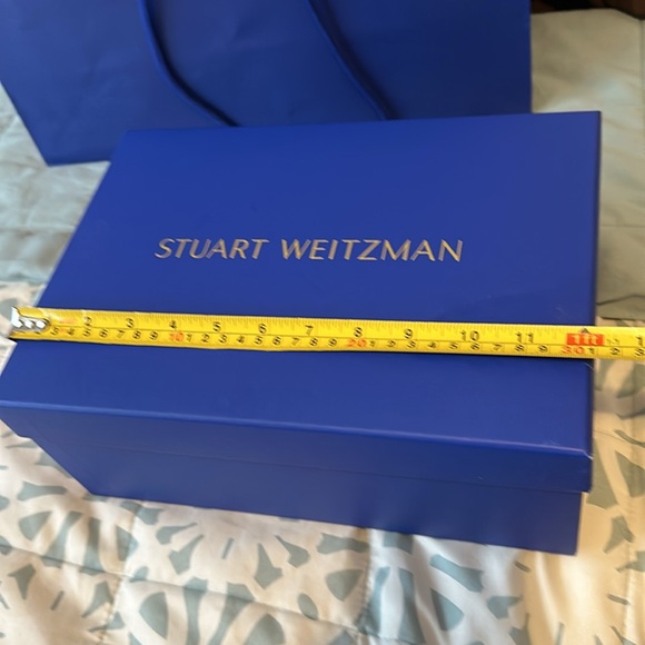 Stuart Whitman empty box with shopping bag - Picture 2 of 5